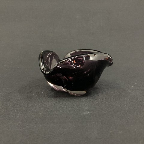"Purple 3-winged" bowl by Per Lütken for 
Holmegaard glaswork
