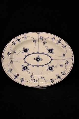 Royal Copenhagen, Blue Fluted, plain oval dish.
30.5x24cm.
before1923.
1/334.
