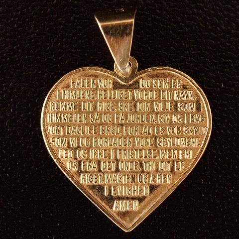A pendant, heart shaped , "Our father" in Danish, 14k gold