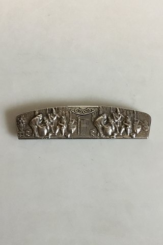 Håndkam med sølv holder med motif i relief
