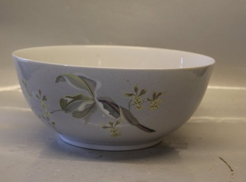 Royal Copenhagen RC 14027 Bowl with flower - orchids 10 x 25 cm Signed TO 
Thorkild Olsen
