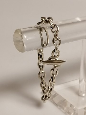 Articulated sterling silver bracelet