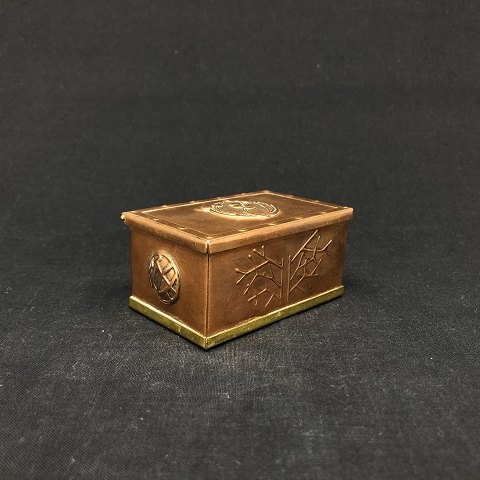 Beautiful art nouveau box
