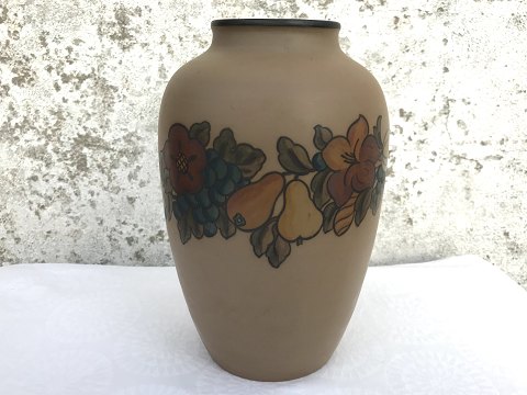 Bornholm ceramics
Hjorth
Vase
* 300kr