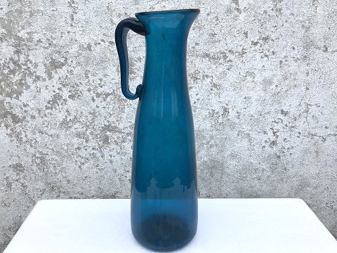Blue glass jug
* 550kr