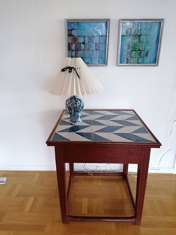 Tile table with blue / white tiles