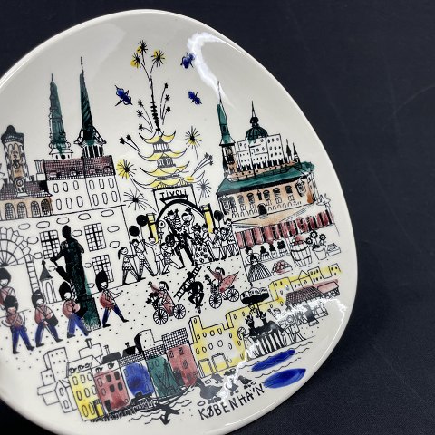Plate by Inger Waage