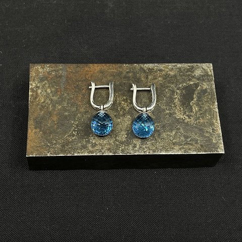 Pandora earrings with blue stones