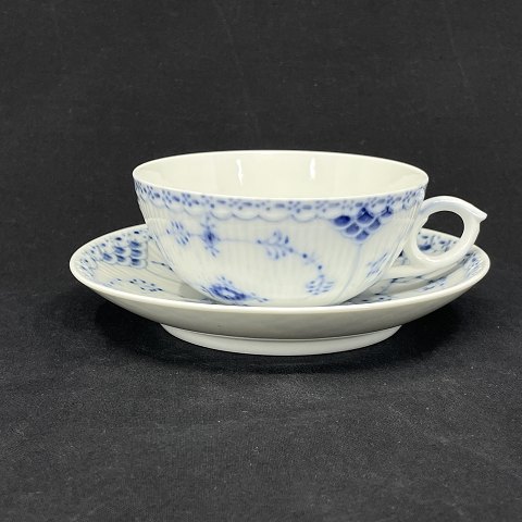 Blue Fluted Half Lace tea cup, 3. assortment.