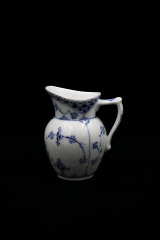 Royal Copenhagen Blue Fluted Half Lace cream jug. 
RC#1/522. 1.sort. from 1923-28.
H:10cm.