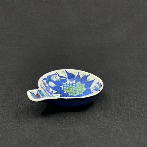 Tenera bowl with handle