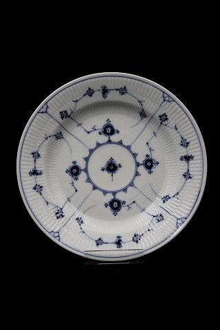 Royal Copenhagen Blue Fluted Plain dinner plate. Dia.:25cm. 
RC# 1/175...