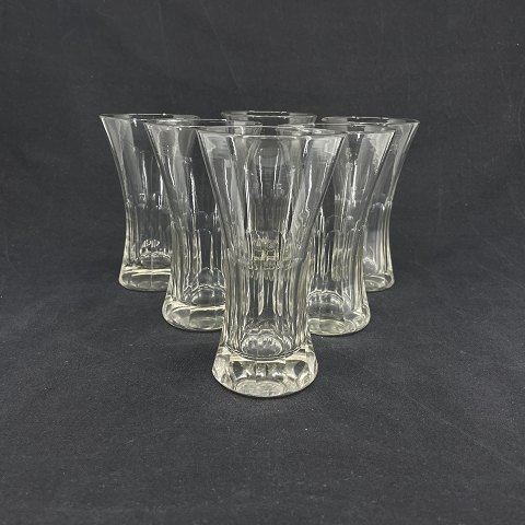 Smooth Crown glass

