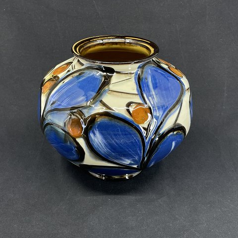 Beautiful Kähler vase with blue leaves
