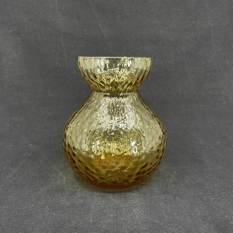 Golden citrin hyacint vase