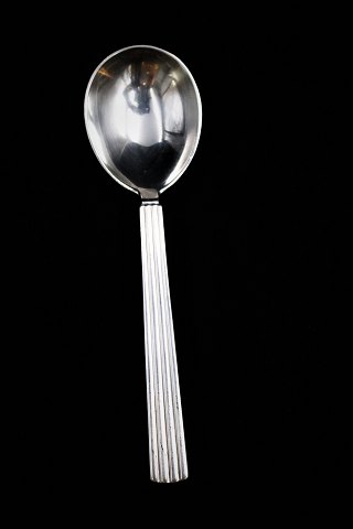 Georg Jensen Bernadotte bouillon spoon in sterling silver, length 15cm. designed 
by Folke Bernadotte (1895-1948)...