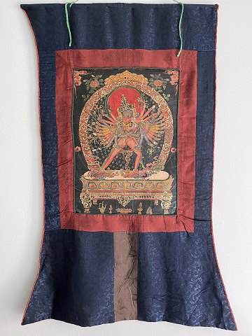 Shakti Thangka - asiatisk buddhistisk / hinduistisk Thangka-maleri monteret i håndsyret klæde, 20. århundrede