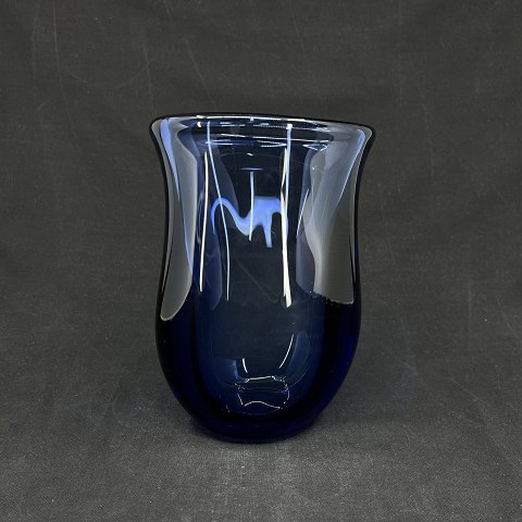 Safirblå vase af Per Lütken
