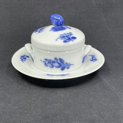 Blue Flower Braided butter bowl, chip on the lid