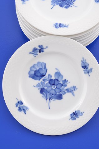 Royal copenhagen Blue Flower Braided Round Dish No. 8011