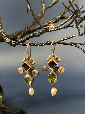 Silver Earrings in Silver From Jannie BakGarnet, peridot, citrine,Stamped 925 p