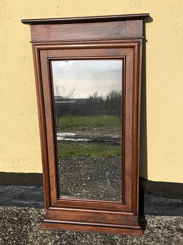 Mirror
Mahogany
DKK 975