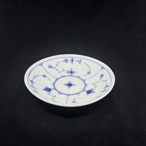 Blue Fluted Plain deep bowl from 1820-1850