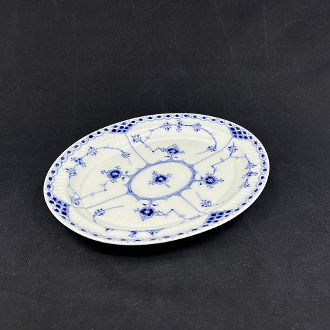 Blue Fluted Half Lace oval dish, 1898-1923