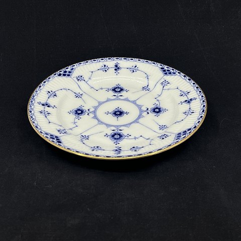 Large Blue Fluted Half Lace cake plate with gold, 
19 cm. 1894-1900.
