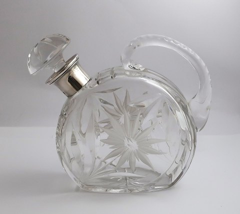 Crystal decanter with silver mounting (830). Height 16 cm. Produced 1938.