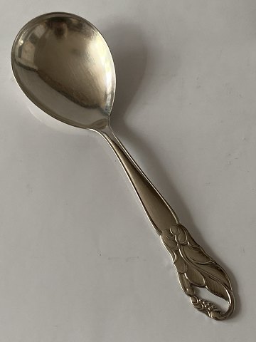 Rømø Serving spoon Silver spot
Length 21 cm