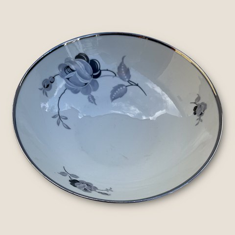 Black rose
Copenhagen porcelain painting
Bowl
*DKK 75