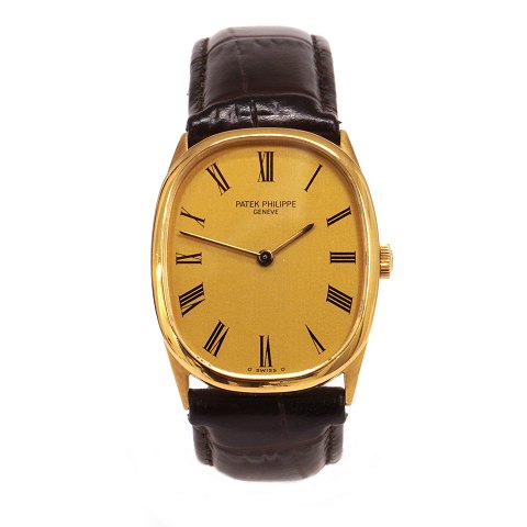 Patek Philippe Ellipse 18kt gold Ref. Nr. 3546. 
Kasten: 32x27mm. Wird mit Zertifikat, 
Originalquittung und Box geliefert. Verkauft am 
21.11.1972. Sehr guter Zustand