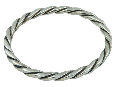 Guldsmedenes indkøbsforening silver
Twisted bangle  from the 1970