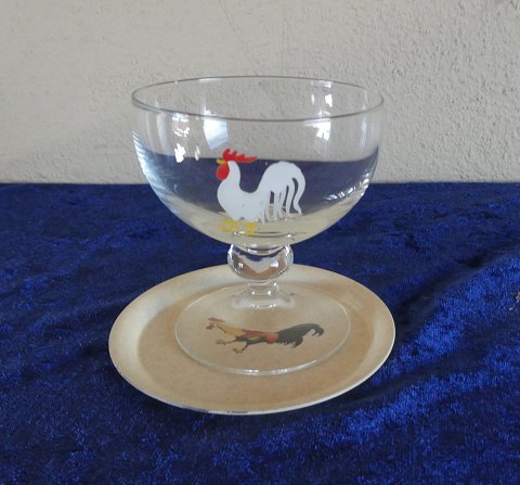 Liqueur bowls and trays ...