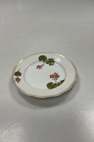 Royal Copenhagen Art Nouveau Stel No. 225 Pelargonie Kagetallerken No. 2033