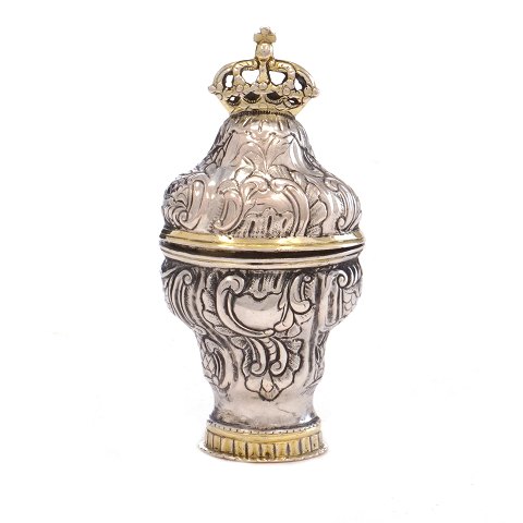 Danish silver vinaigrette by C. C. Holm, Nykøbing 
Falster, 1815-53
H: 7,9cm