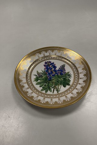 Royal Copenhagen Antik Tallerken med Blomster Motiv og guld. Signeret af Christian Klein fra 1820-1850