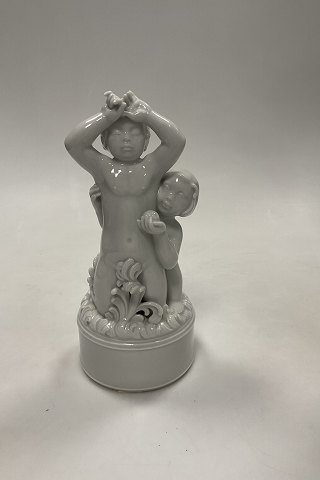 Royal Copenhagen Blanc de Chine figur af 2 drenge No. 1-3a/1A