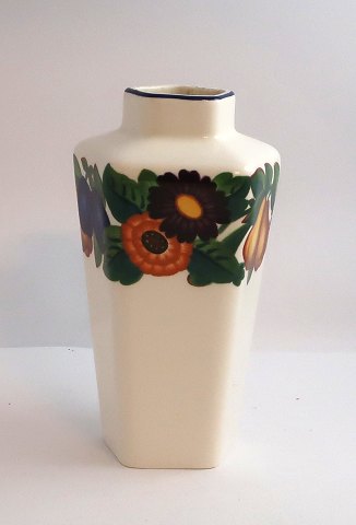 Royal Copenhagen. Golden Sommer. Vase. Højde 15 cm