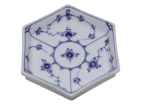 Blue Fluted PlainAngular dish from 1937