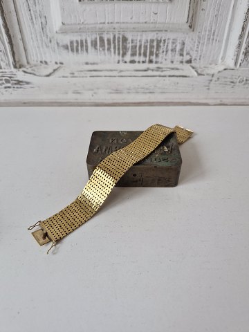 Gold plated wide brick bracelet 21 rows