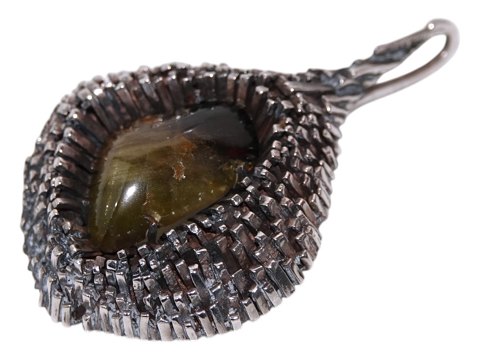 Necklaces<br>Pendants