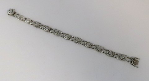 Georg Jensen. Sterling sølvarmbånd (925). Model 50. Længde 20,6 cm. Produceret 1933-1945