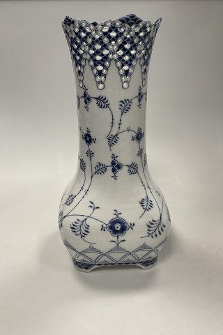 Royal Copenhagen Musselmalet Helblonde Vase No. 1166