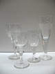 Pokal glas 
fremstillet ca. 
1900-1920. Fra 
venstre glas 
højde 24cm til 
kr. 650, nr. 2 
højde 19,5 ...