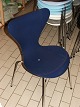 Arne Jacobsen "7" stol + model
købes