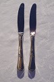Spiseknive 
"Saxo" Dansk 
sølvtøj, 
tretårnet sølv 
830s. 
Saxo 
sølvbestik, 
middagskniv, 
længde ...