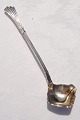 Dansk sølv 
tretårnet sølv 
830s.  
Flødeske, 
længde 15,8cm. 
fra år 1901. 
Pæn brugt 
stand. 
Vi ...