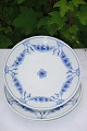 Bing & Grøndahl 
porcelæn. B&G 
Empire, stor 
kagetallerken 
nr. 28 eller 
616. diameter 
17,5cm. ...